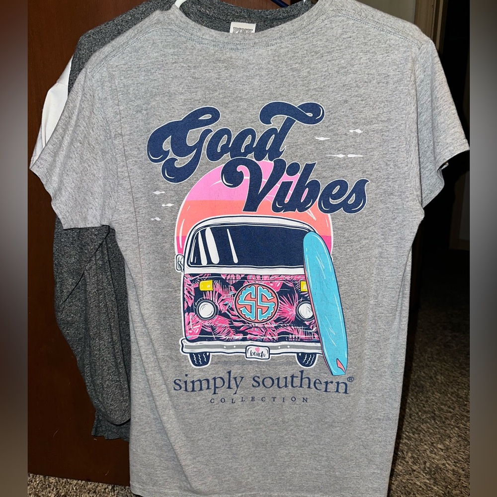 Simply Southern Collection
Woman’s small T-Shirt
